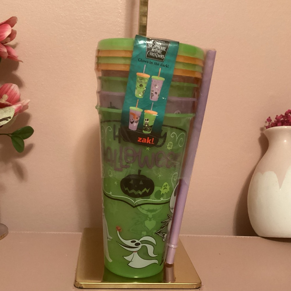 ZAK! Glow-in-the-Dark The Nightmare Before Christmas Cups Set